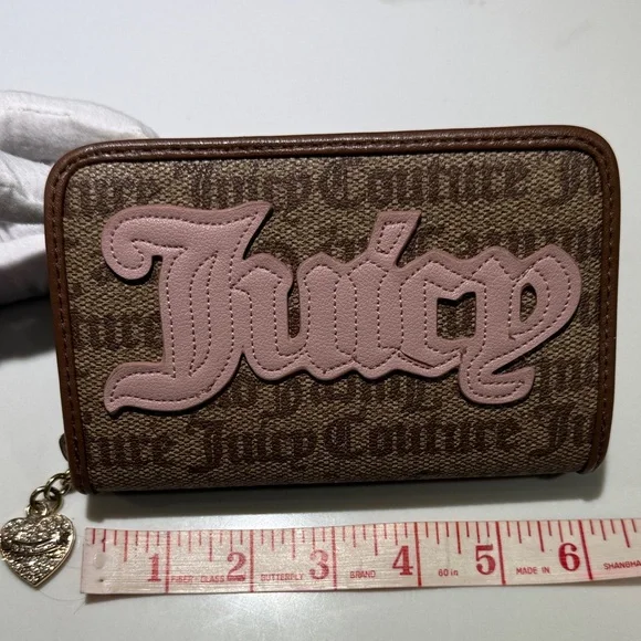 JUICY COUTURE Zip top Wallet, Brown/Pink Emblem - Picture 5 of 9